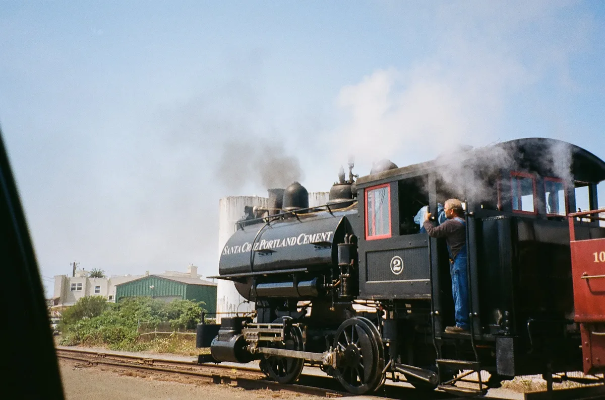 Film photograph 75 — Thomas Beach